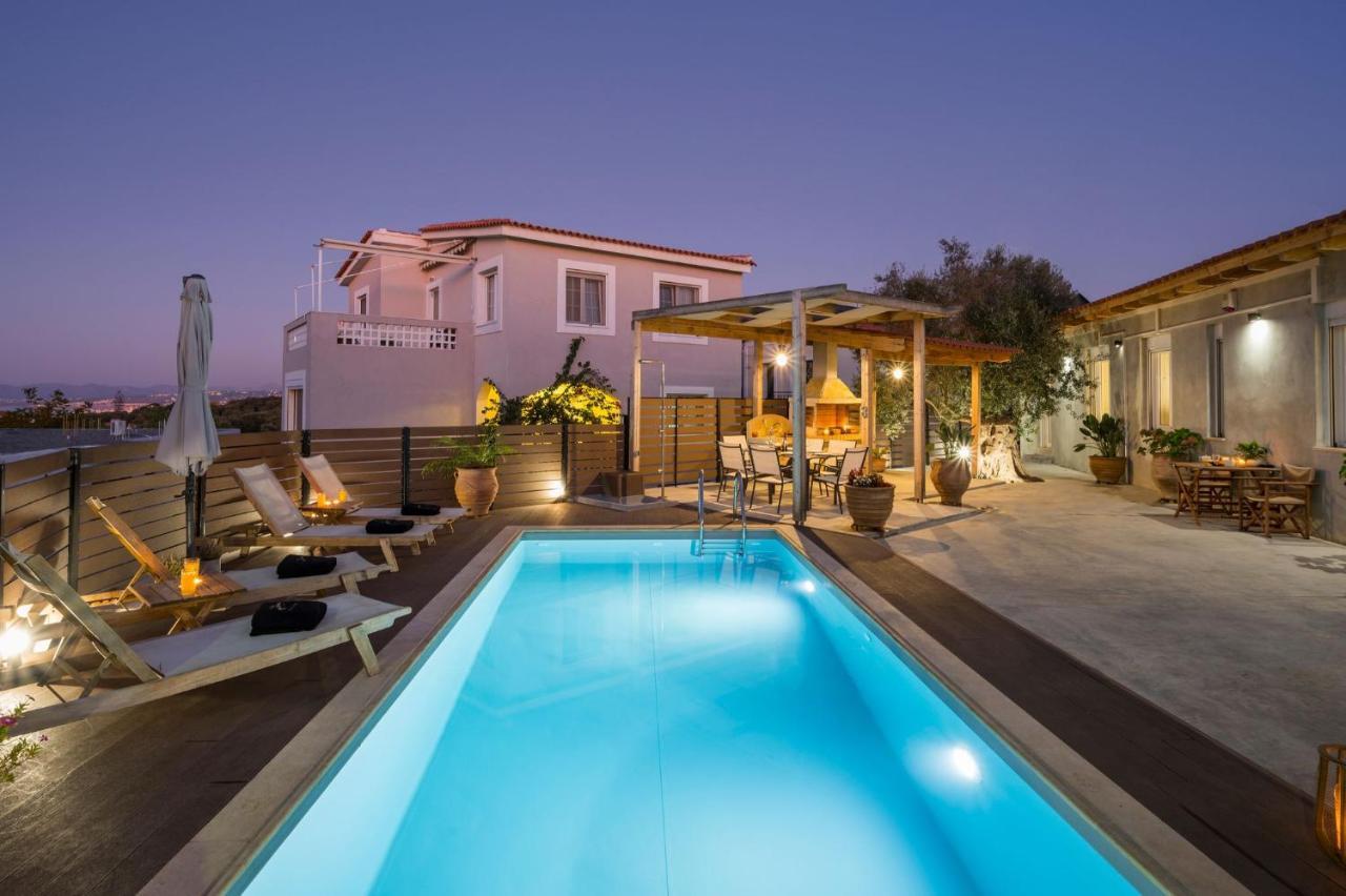 Villa Roxanne Galatas  Exterior photo